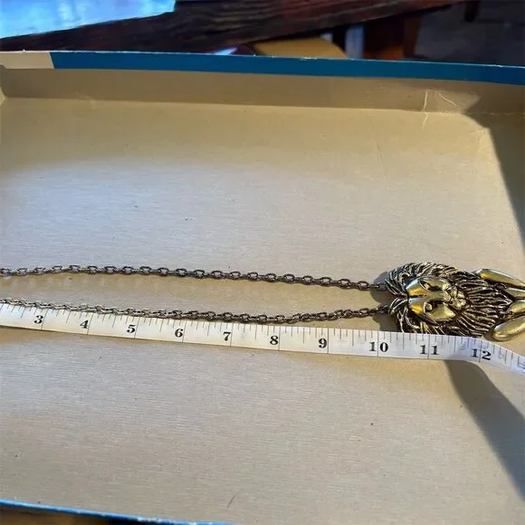 Vintage Gold Tone Lion Pendant Necklace 20" Unisex Articulated Original - Picture 4 of 5
